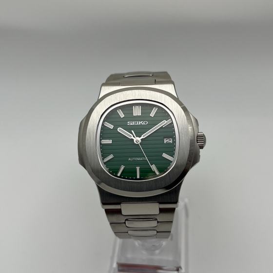 Forest Green Naut